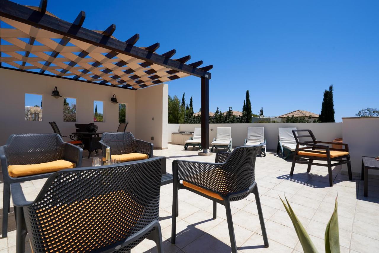 3 Bedroom Villa Madelini With Private Pool, Aphrodite Hills Resort Kouklia Exterior photo