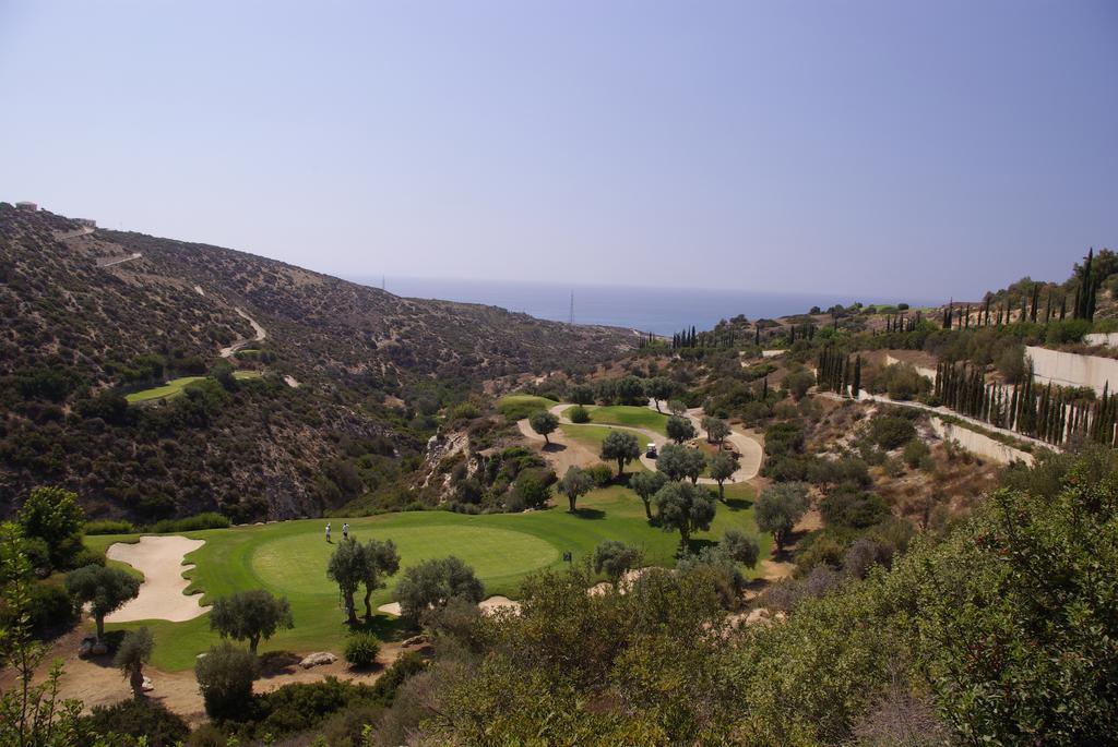 3 Bedroom Villa Madelini With Private Pool, Aphrodite Hills Resort Kouklia Exterior photo